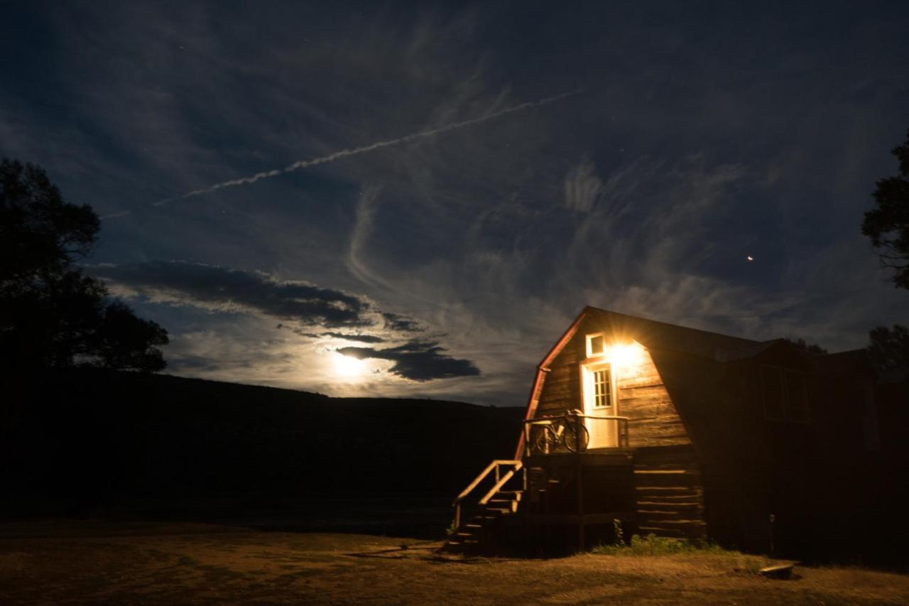 Aubin Sky Lodging At The Yl Ranch Savery Экстерьер фото