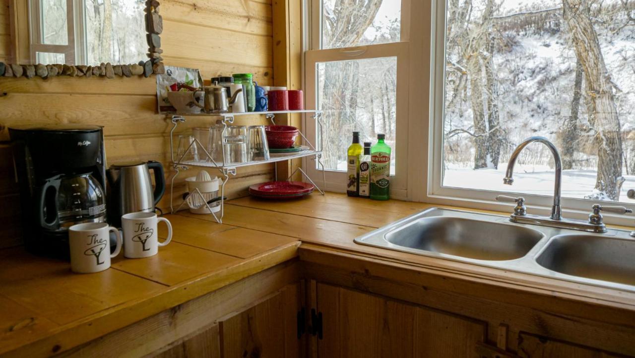 Aubin Sky Lodging At The Yl Ranch Savery Экстерьер фото
