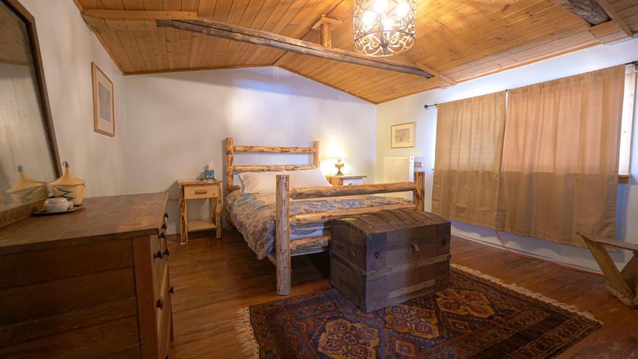 Aubin Sky Lodging At The Yl Ranch Savery Экстерьер фото
