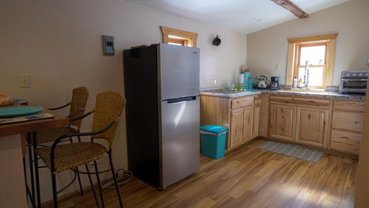Aubin Sky Lodging At The Yl Ranch Savery Экстерьер фото