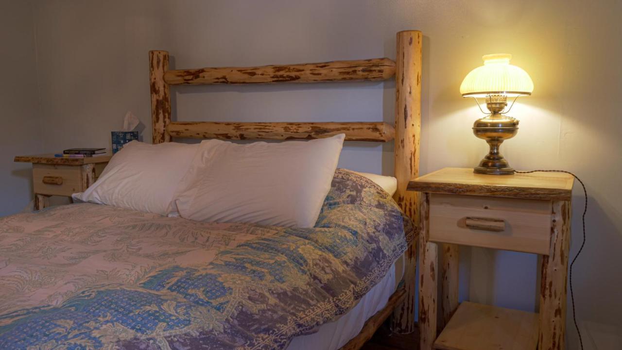 Aubin Sky Lodging At The Yl Ranch Savery Экстерьер фото