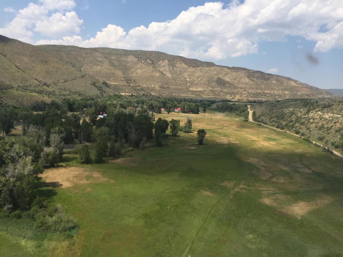 Aubin Sky Lodging At The Yl Ranch Savery Экстерьер фото