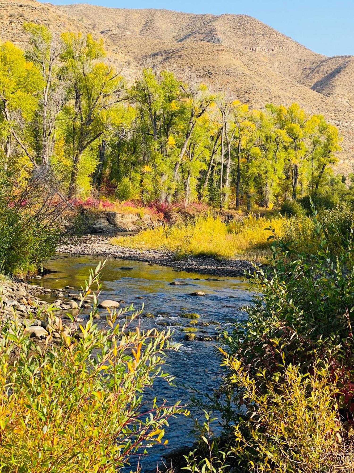 Aubin Sky Lodging At The Yl Ranch Savery Экстерьер фото